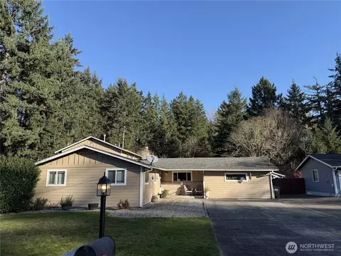 8523 Idlewood Dr SW, Lakewood, WA 98498