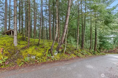 2 Oval Ct, Bellingham, WA 98229