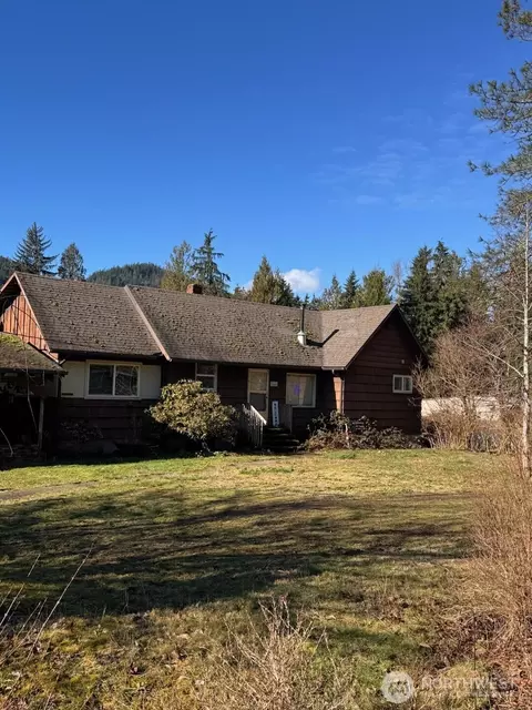 4627 Mosquito Lake Rd, Deming, WA 98244