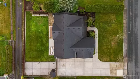 View/Area - 512 Wetmore Ave, Everett, WA 98201 photo 3 of 4