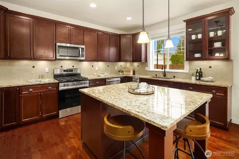 Kitchen - 512 Wetmore Ave, Everett, WA 98201 photo 1 of 3