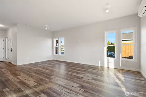 Living - 71 Heron Way #A, Sequim, WA 98382 photo 5 of 8