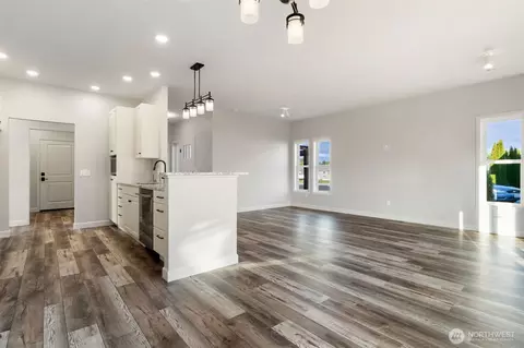 Living - 71 Heron Way #A, Sequim, WA 98382 photo 6 of 8