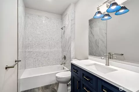 Bath - 71 Heron Way #A, Sequim, WA 98382 photo 1 of 5