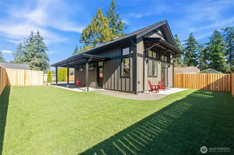 2905 Cedarwood Ave, Bellingham, WA 98225