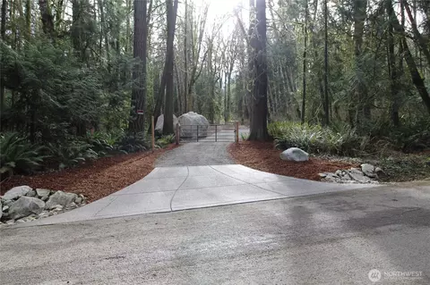 6509 NE Sid Price Rd, Poulsbo, WA 98370