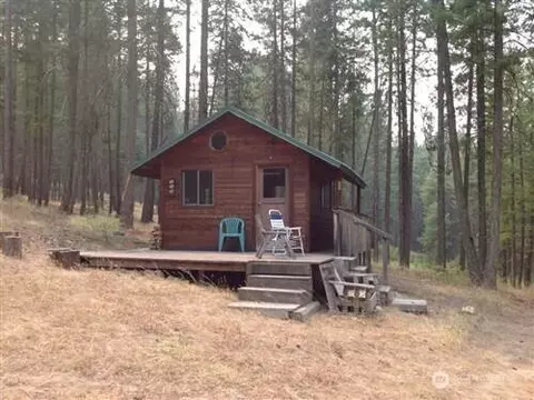 271 W Fork Rd, Conconully, WA 98819