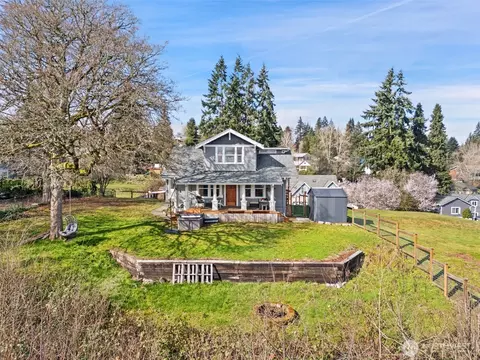 724 S Summit Ave, Bremerton, WA 98312