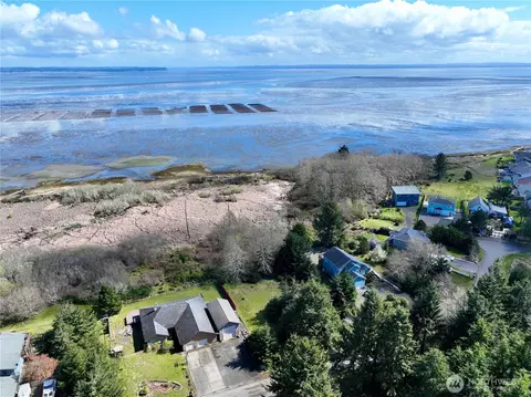 126 Olympic View Ave NE, Ocean Shores, WA 98569