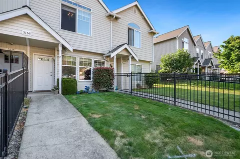 5136 Browns Point Blvd #C, Tacoma, WA 98422
