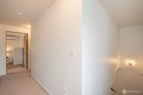 Entry Way - 4348 E St, Tacoma, WA 98404 photo 3 of 3