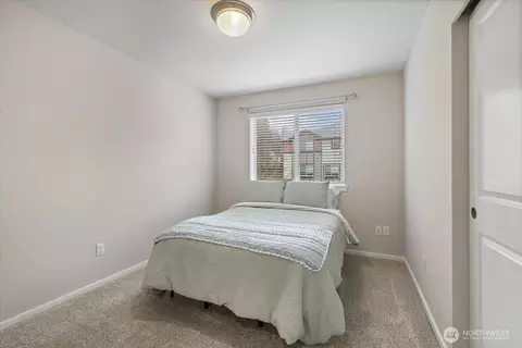 Bedroom - 16526 2nd Ave SE, Bothell, WA 98012 photo 1 of 5