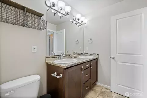 Bath - 16526 2nd Ave SE, Bothell, WA 98012 photo 4 of 4