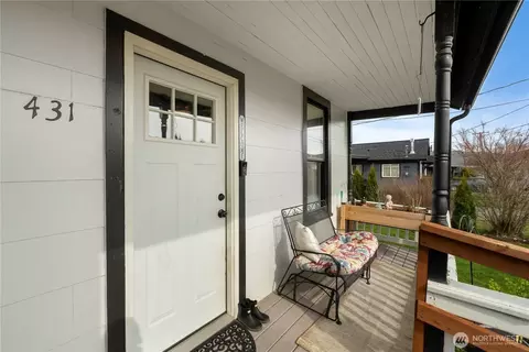 Exterior - 431 Rainier Ave, Enumclaw, WA 98022 photo 2 of 9