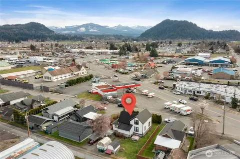 View/Area - 431 Rainier Ave, Enumclaw, WA 98022 photo 2 of 2