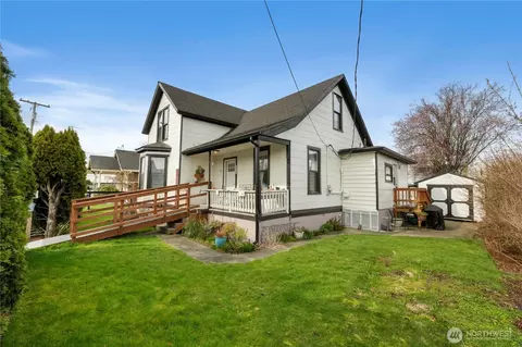431 Rainier Ave, Enumclaw, WA 98022