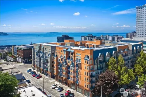 2414 1st Ave #703, Seattle, WA 98121