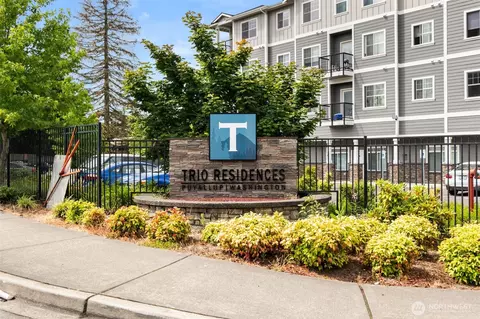 13503 97th Ave E #201, Puyallup, WA 98373