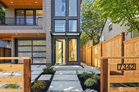 7342 20th Ave NW, Seattle, WA 98117