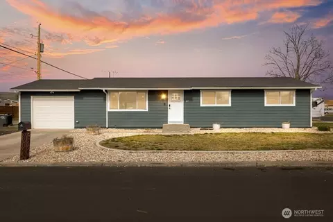 911 1st NE, Ephrata, WA 98823