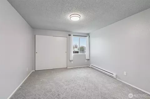 Bedroom - 115 Mckean Ct #D, Enumclaw, WA 98022 photo 2 of 6