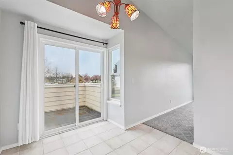 Dining - 115 Mckean Ct #D, Enumclaw, WA 98022 photo 1 of 2