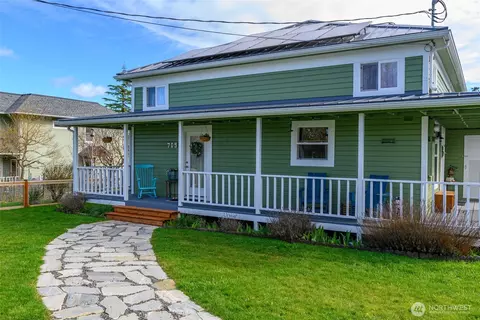 705 NE Haller St, Coupeville, WA 98239