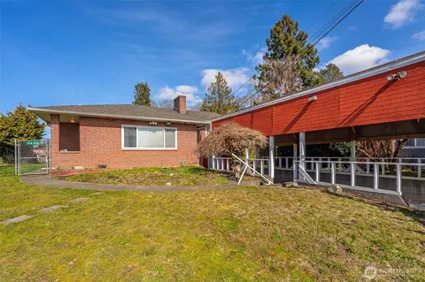 1428 SW Grandview Ave, Chehalis, WA 98532