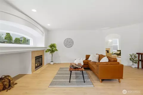 Living - 24115 22nd Pl W, Bothell, WA 98021 photo 3 of 4