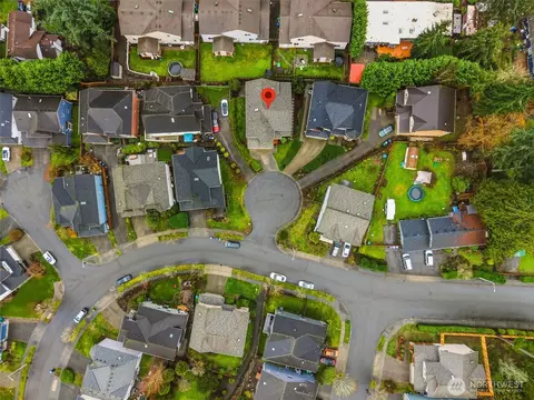 View/Area - 24115 22nd Pl W, Bothell, WA 98021 photo 2 of 3