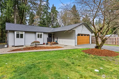 5771 Rest Pl, Bremerton, WA 98311