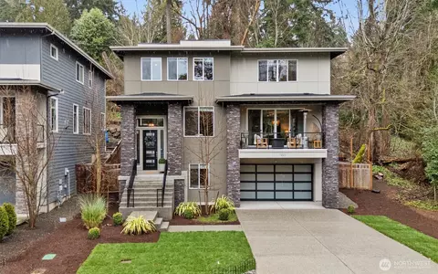 7223 NE 118th Ct, Kirkland, WA 98034