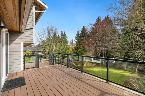 Exterior - 8823 10th Dr SE, Everett, WA 98208 photo 3 of 7