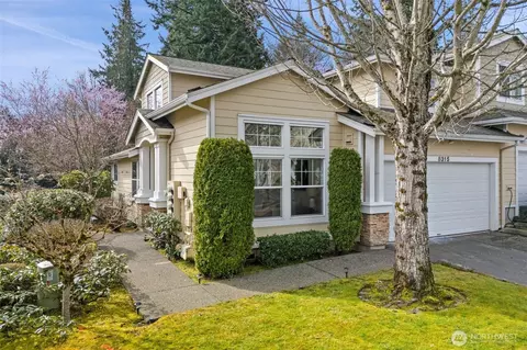 8315 NE 140th St, Kirkland, WA 98034