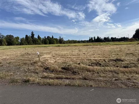 48 Sunburst Ln, Onalaska, WA 98570