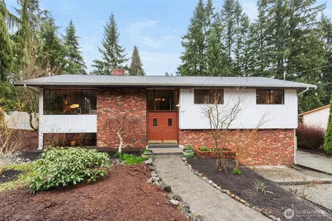 2717 90th St SE, Everett, WA 98208