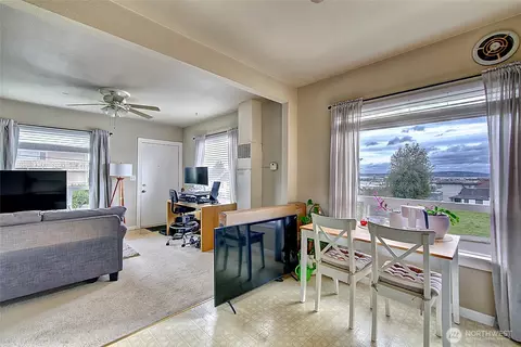 Other - 1018 Wall St SE, Everett, WA 98201 photo 1 of 3