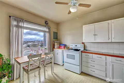 Kitchen - 1018 Wall St SE, Everett, WA 98201 photo 1 of 3
