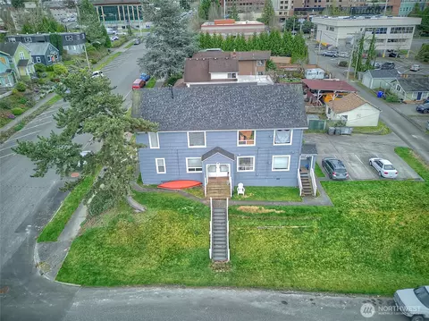 1018 Wall St SE, Everett, WA 98201