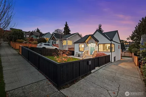 4725 37th Ave SW, Seattle, WA 98126