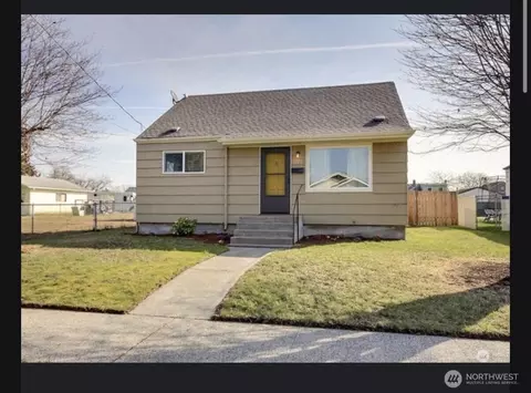 7223 S Lawrence St, Tacoma, WA 98409