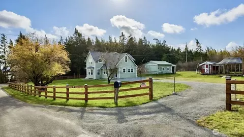 3196 Hawks Prairie Rd, Oak Harbor, WA 98277