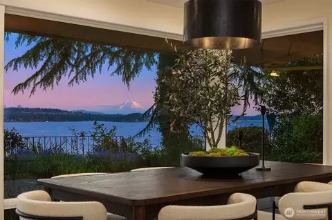 6555 NE Windermere Rd, Seattle, WA 98105