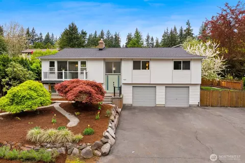 7424 NE 120th St, Kirkland, WA 98034
