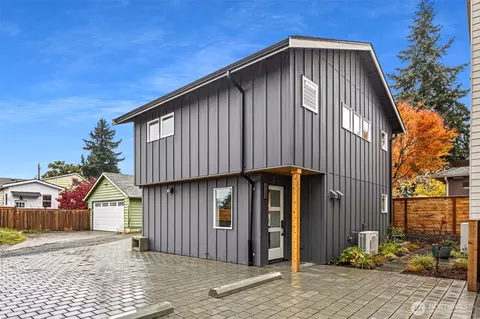 8003 25th Ave NW, Seattle, WA 98117