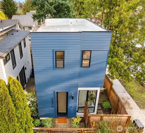 7637 46th Ave S #A, Seattle, WA 98118