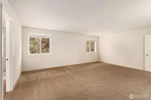 Bedroom - 21927 44th Dr SE, Bothell, WA 98021 photo 5 of 9