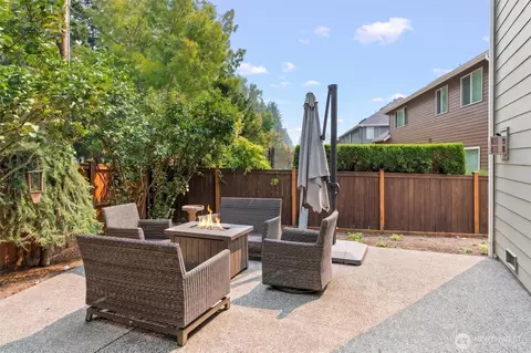 Exterior - 21927 44th Dr SE, Bothell, WA 98021 photo 8 of 8