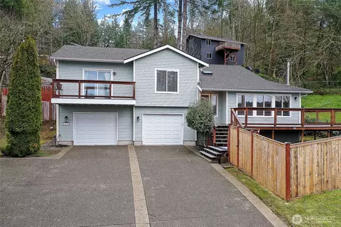 7239 Long Lake Rd SE, Port Orchard, WA 98367