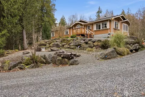 1904 Yew Street Rd, Bellingham, WA 98229